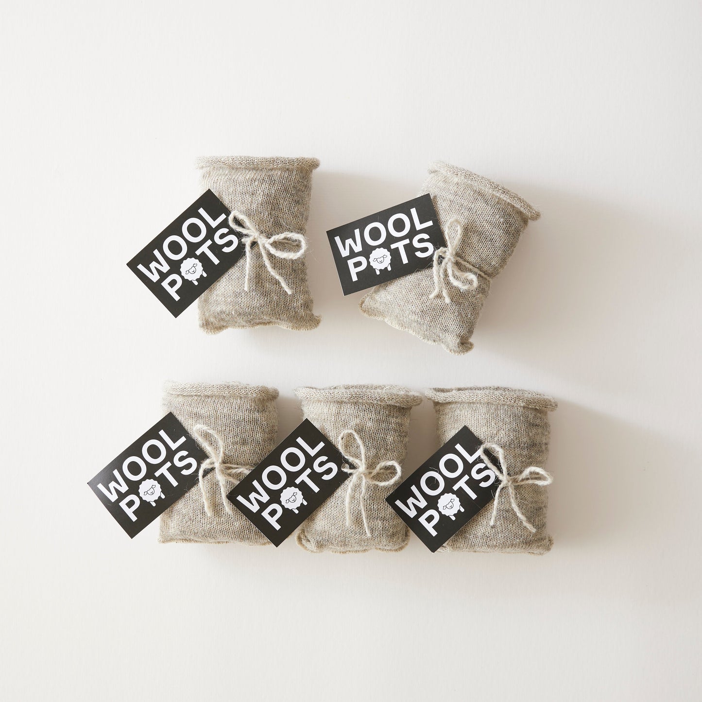 Pack of 50 biodegradable wool plant pots for growing seedlings
